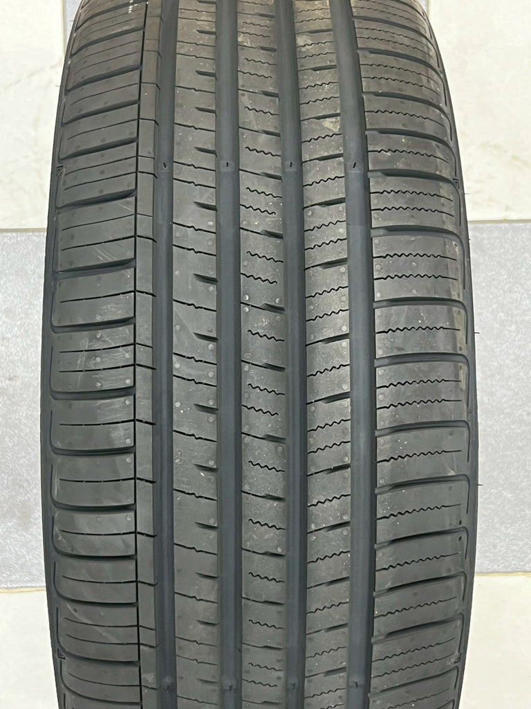 Advance 195/55/16